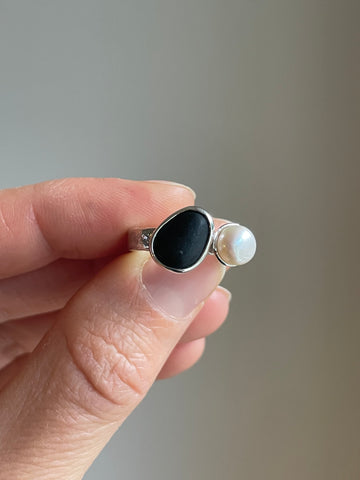 Black elegance - silver ring with seaside stone and pearl