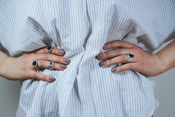 Small size Rhodium plated silver ring with natural black stone (Sold)